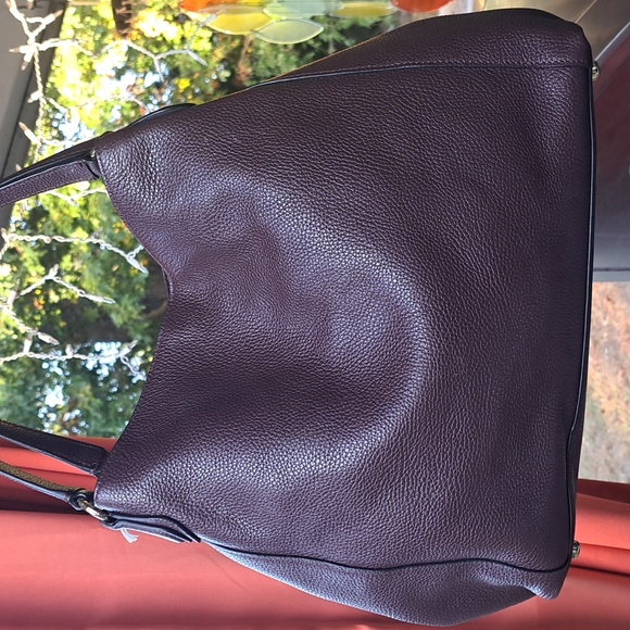 🎁 NEW COACH EDIE 31 Turnlock Burgundy, Oxblood Pebble Leather Shoulder B - Picture 2 of 16